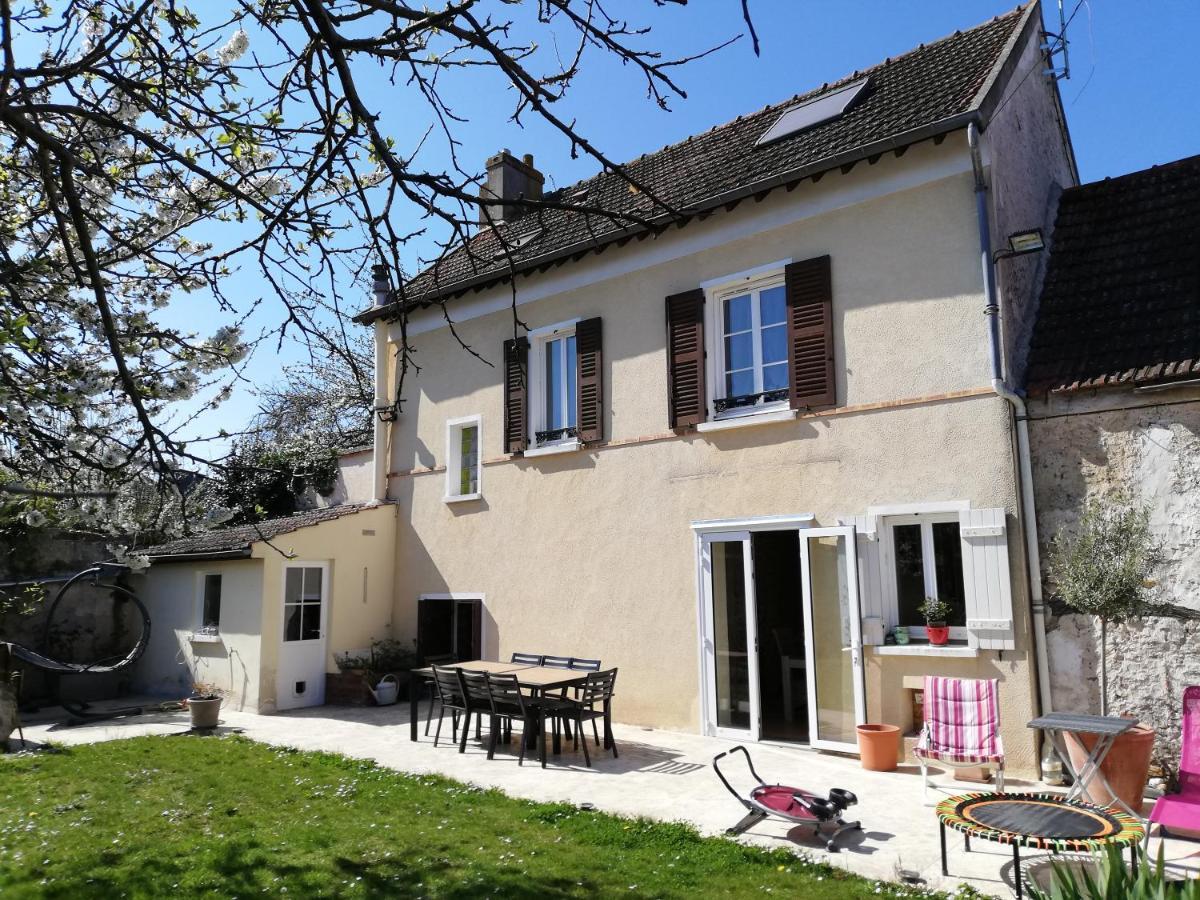 Celine'Home Saint-Germain-sur-Morin Exterior foto